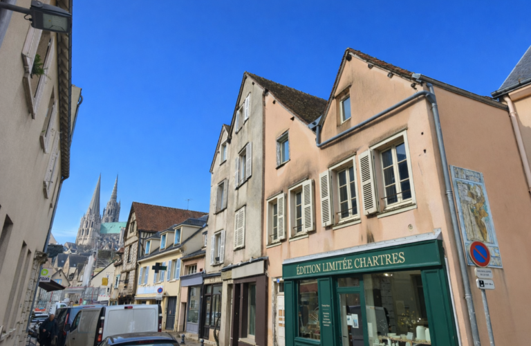 Immeuble Ensemble de 2 appartements à vendre à Chartres