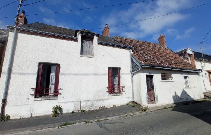 Maison Maison à rénover. à Bonneval