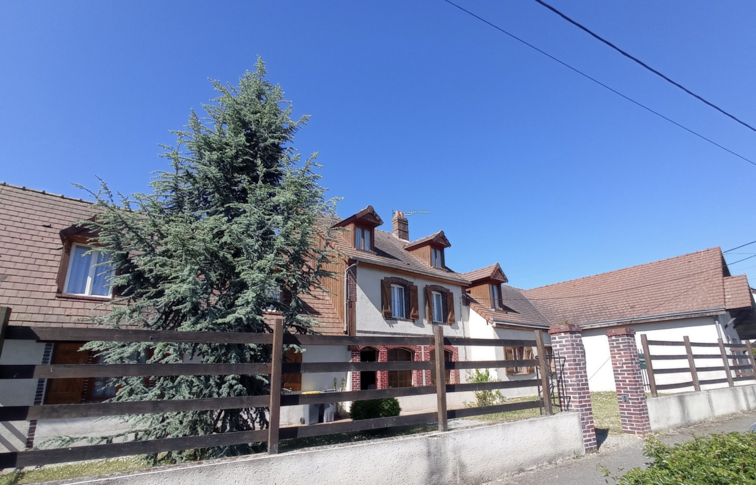 Maison Maison ancienne –  Affaire exceptionnelle! à BROU